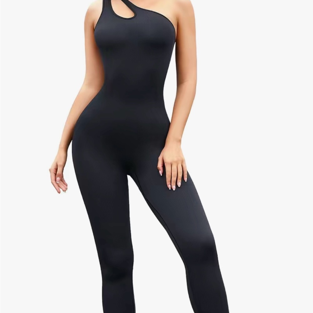 Women’s workout one piece Size small only tried on never worn.